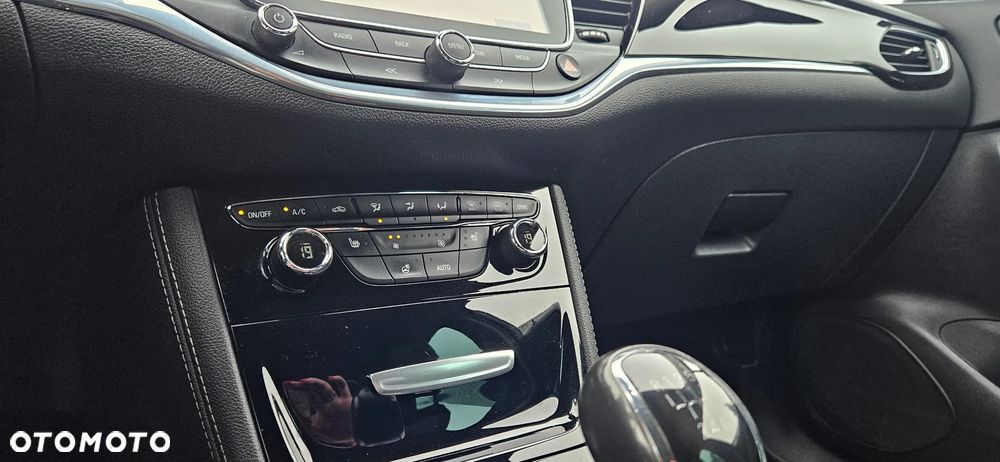 Opel Astra 1.4 Turbo Start/Stop Innovation - 12