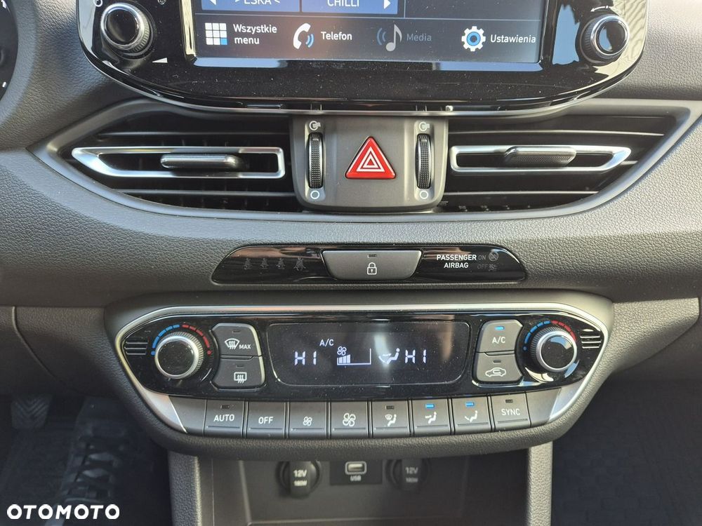 Hyundai i30 1.5 T-GDI 48V Smart DCT - 18