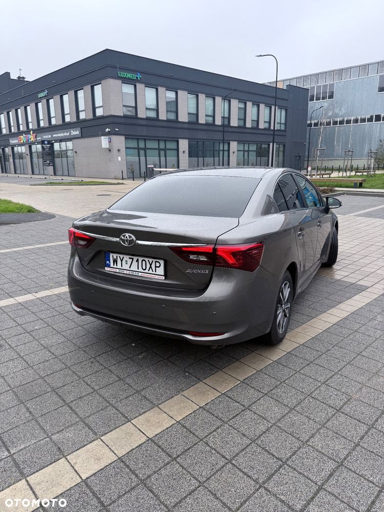 Toyota Avensis 2.0 Sol MS - 3