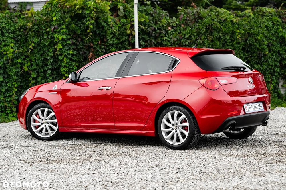 Alfa Romeo Giulietta 1.8 TBi 16V Quadrifoglio Verde - 11