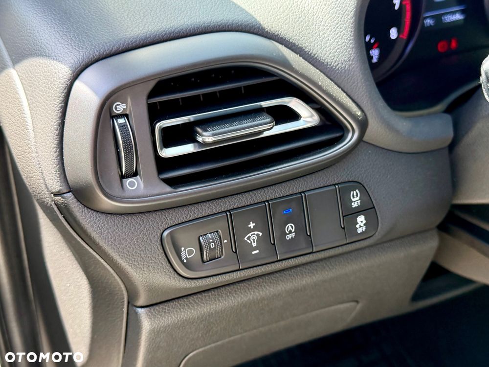 Hyundai i30 1.0 T-GDI Smart - 16
