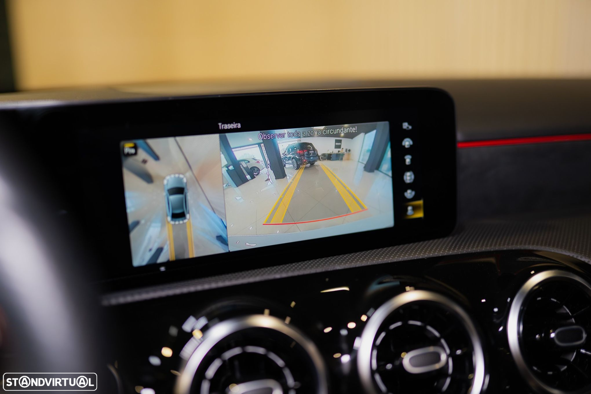 Mercedes-Benz A 250 Limousine e AMG Line - 34