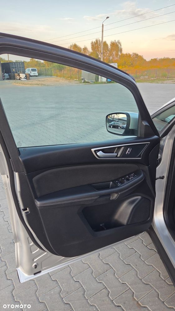 Ford S-Max 2.0 TDCi Titanium - 21