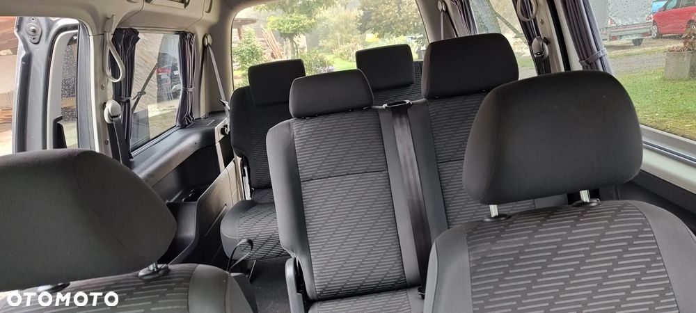 Volkswagen Caddy Maxi 1.6 TDI Comfortline DSG - 18