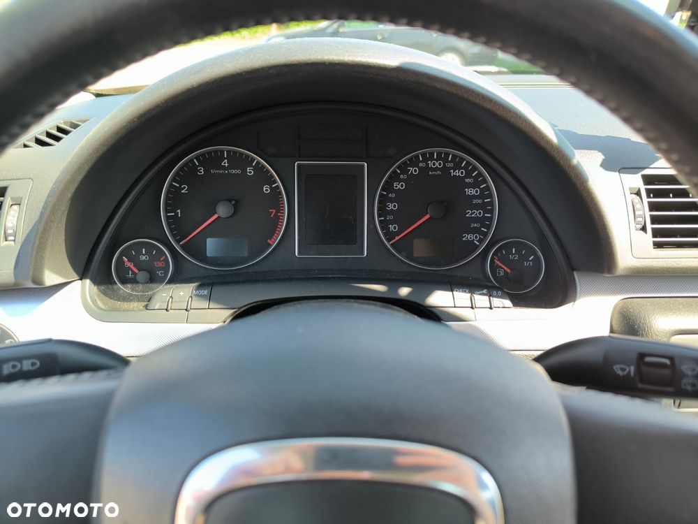 Audi A4 Avant 1.8T - 22