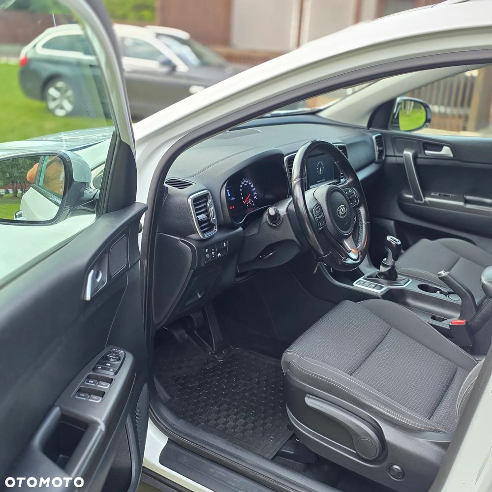 Kia Sportage 1.6 GDI 2WD Attract - 10