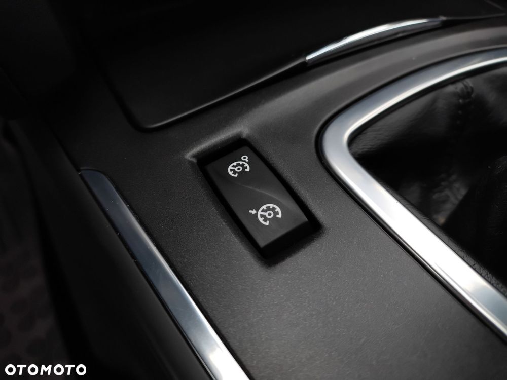 Renault Latitude 2.0 Expression Etanol - 16