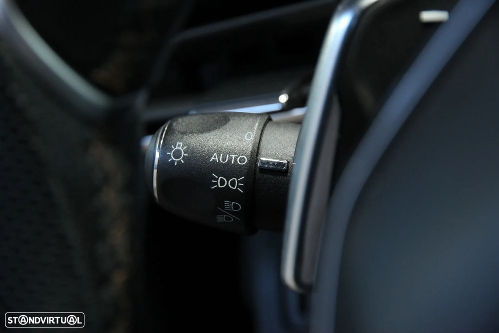 Peugeot 5008 1.5 BlueHDi GT Line EAT8 - 26