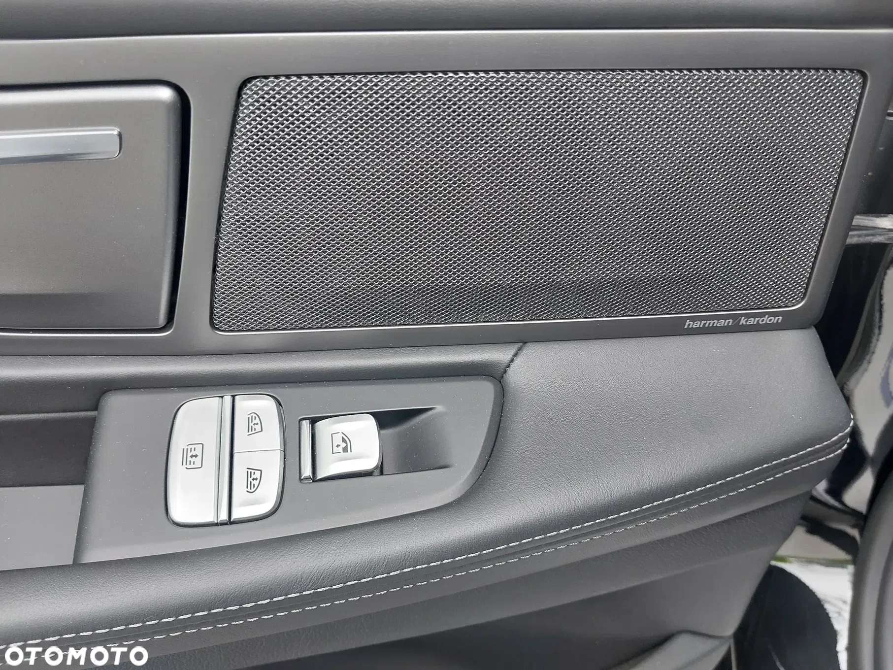 BMW Seria 7 750i xDrive - 21