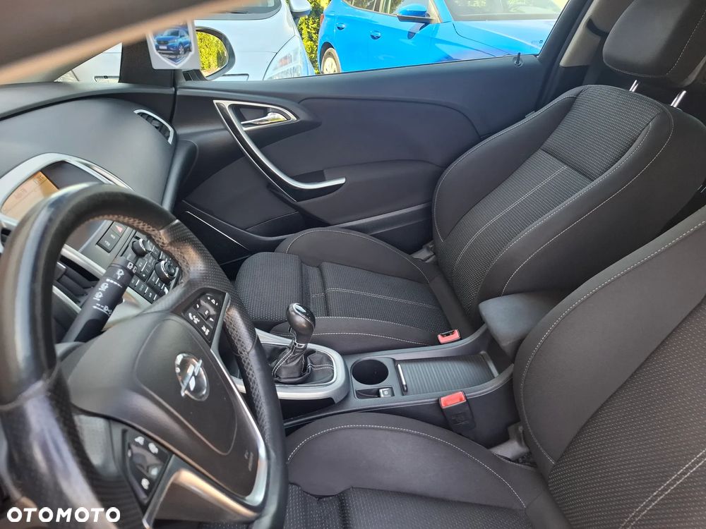 Opel Astra 1.4 Turbo Innovation - 14