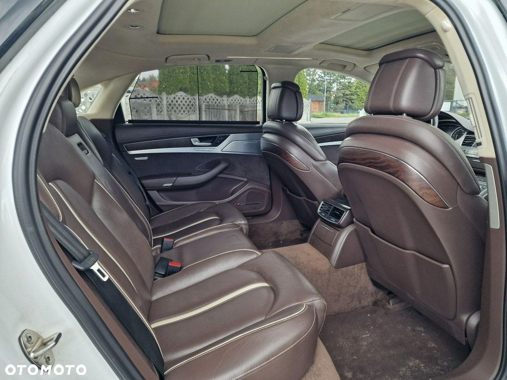 Audi A8 4.2 TDI DPF (clean diesel) quattro tiptronic Lang - 13