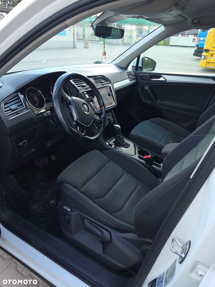 Volkswagen Tiguan - 16