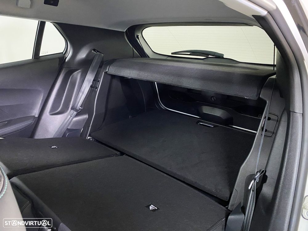 Peugeot 2008 1.2 PureTech Allure Pack EAT8 - 20