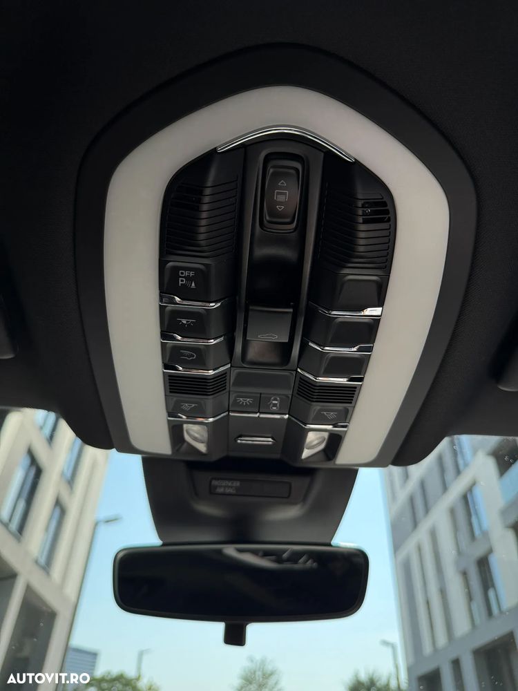 Porsche Macan Standard - 14