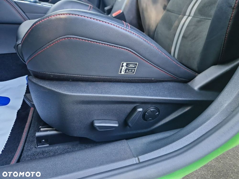Ford Focus - 13