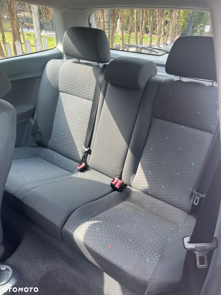 Volkswagen Polo 1.4 16V Basis - 11