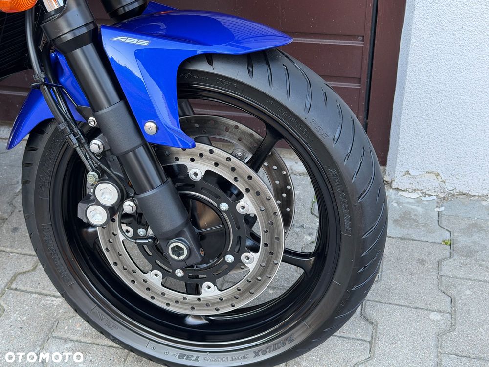 Yamaha FZ6 - 25