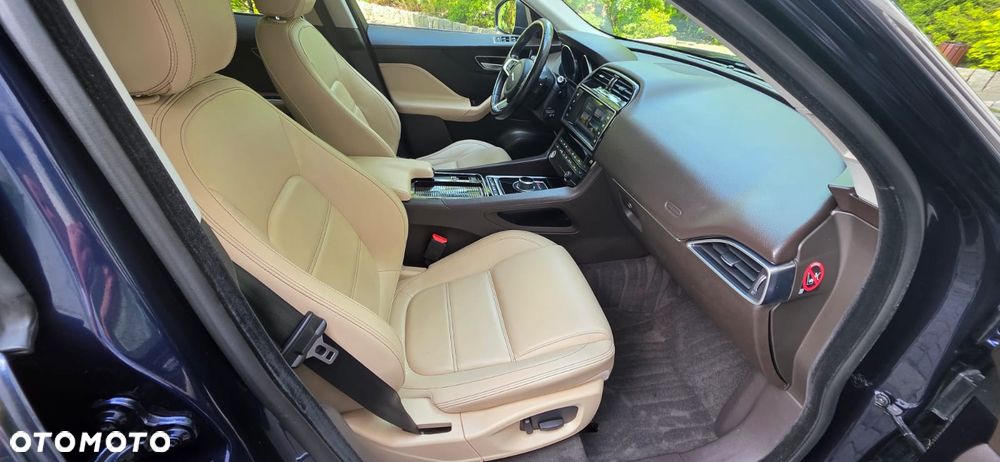 Jaguar F-Pace 20d AWD R-Sport - 21