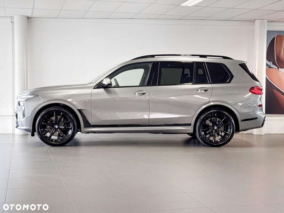 BMW X7 xDrive40d mHEV M Sport sport - 3