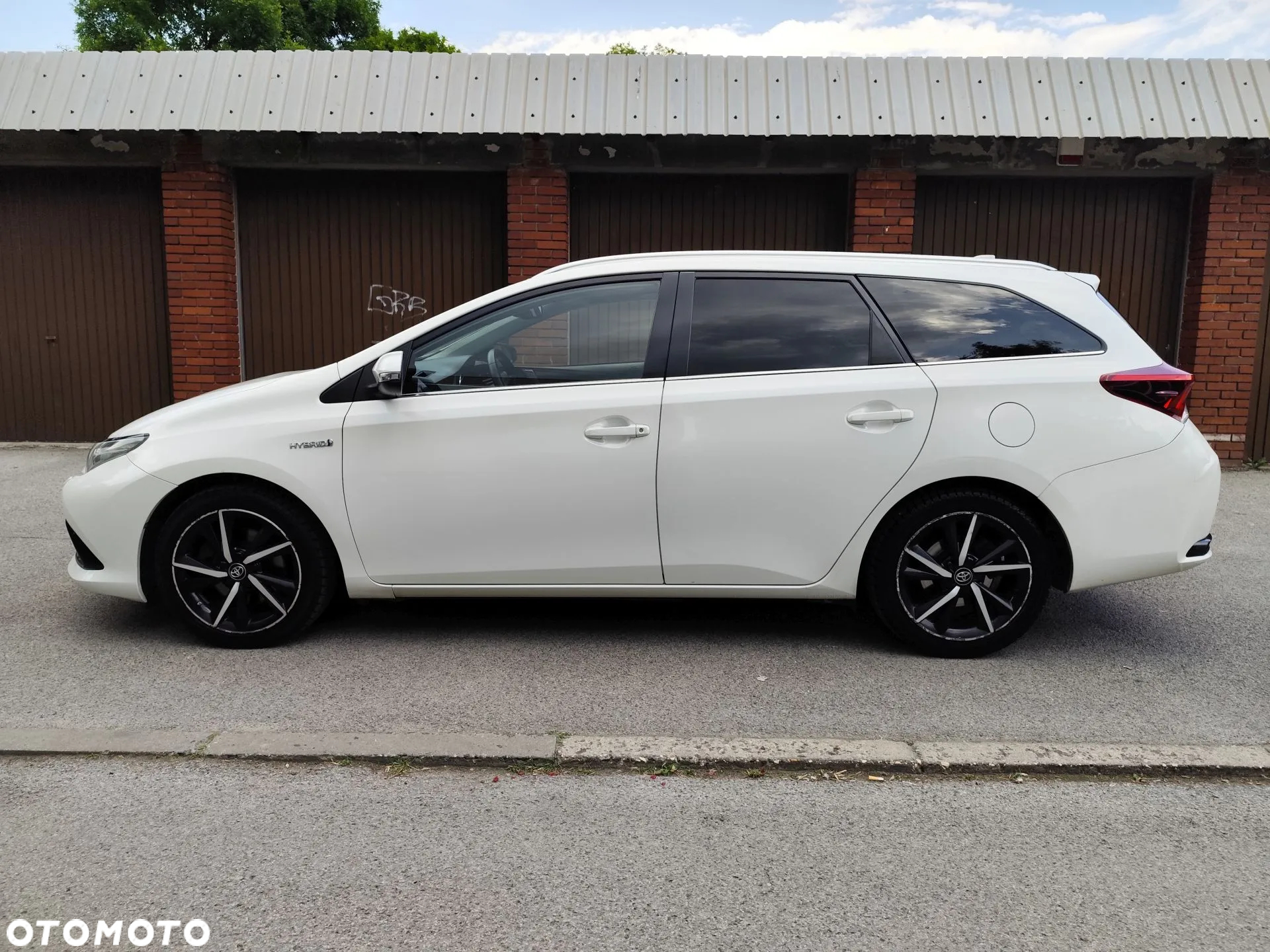 Toyota Auris 1.8 VVT-i Hybrid Automatik Touring Sports Life Plus - 8