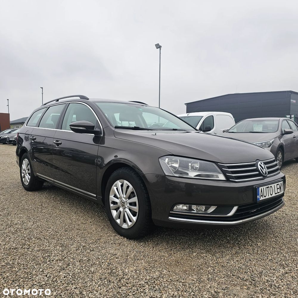 Volkswagen Passat - 9