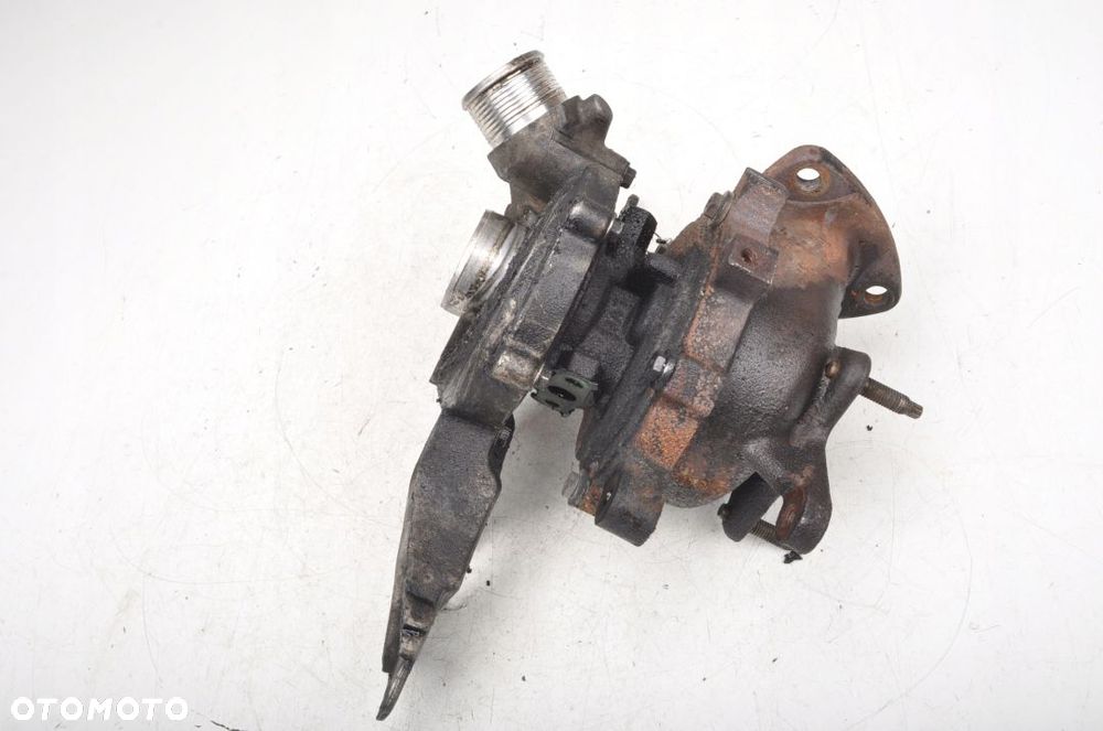 XF I X250 XJ X351 3.0 D TURBINA AX2Q-6K682-CB - 4
