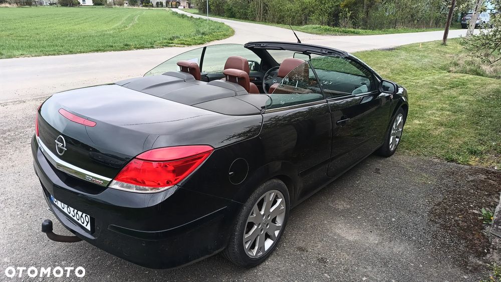 Opel Astra 2.0 T Sport - 2