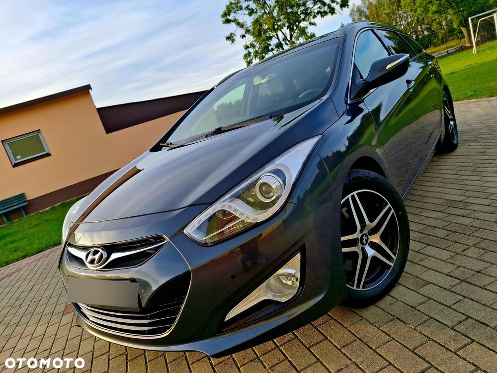 Hyundai i40 i40cw 1.6 Fifa World Cup Edition - 1