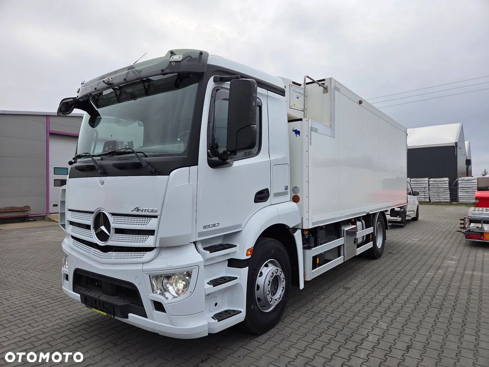 Mercedes-Benz Antos atego actros 1830 - 2