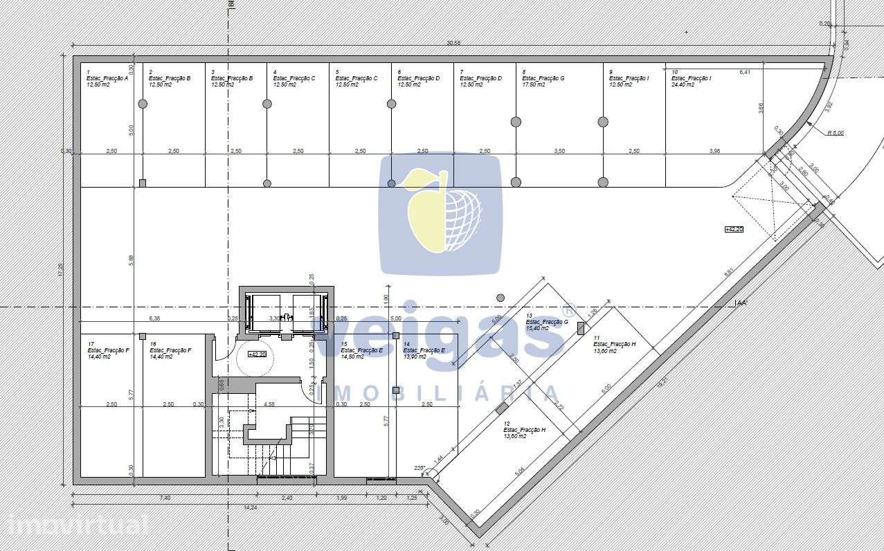 T2 com Terraço, Rés do Chão com Estacionamento, VMC e Ar Condicionado - Grande imagem: 4/19