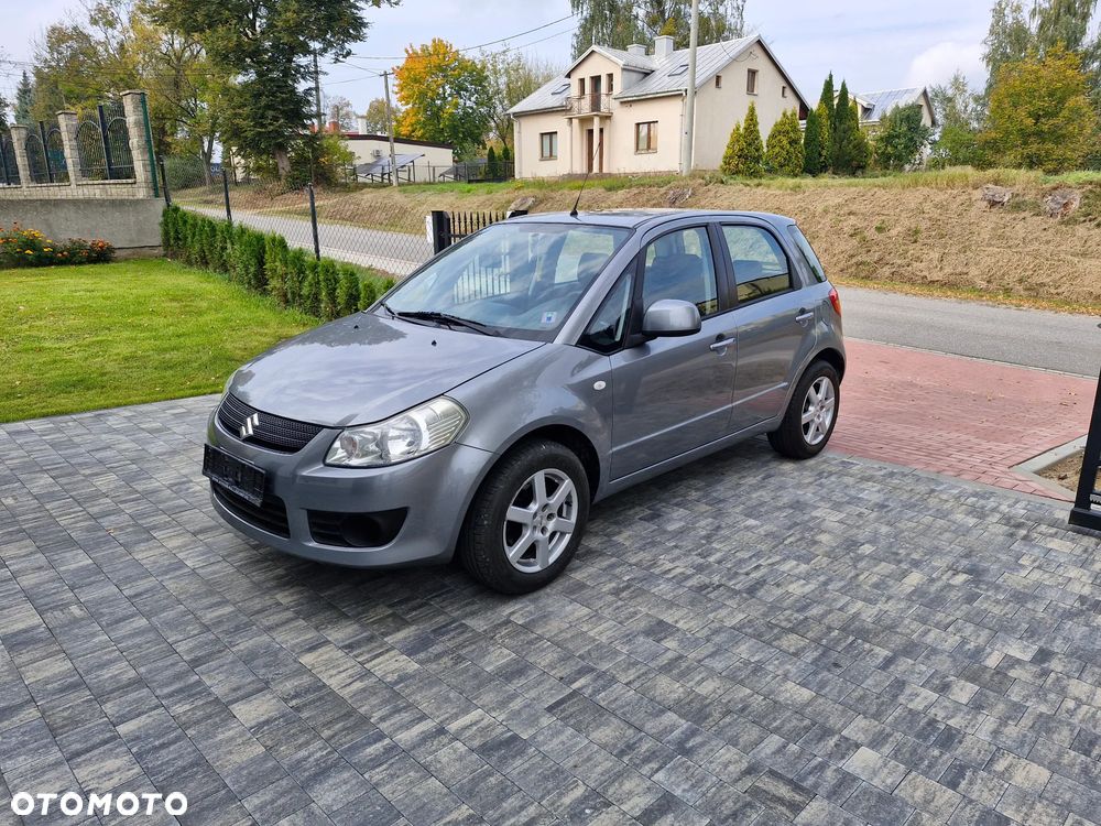 Suzuki SX4 - 1