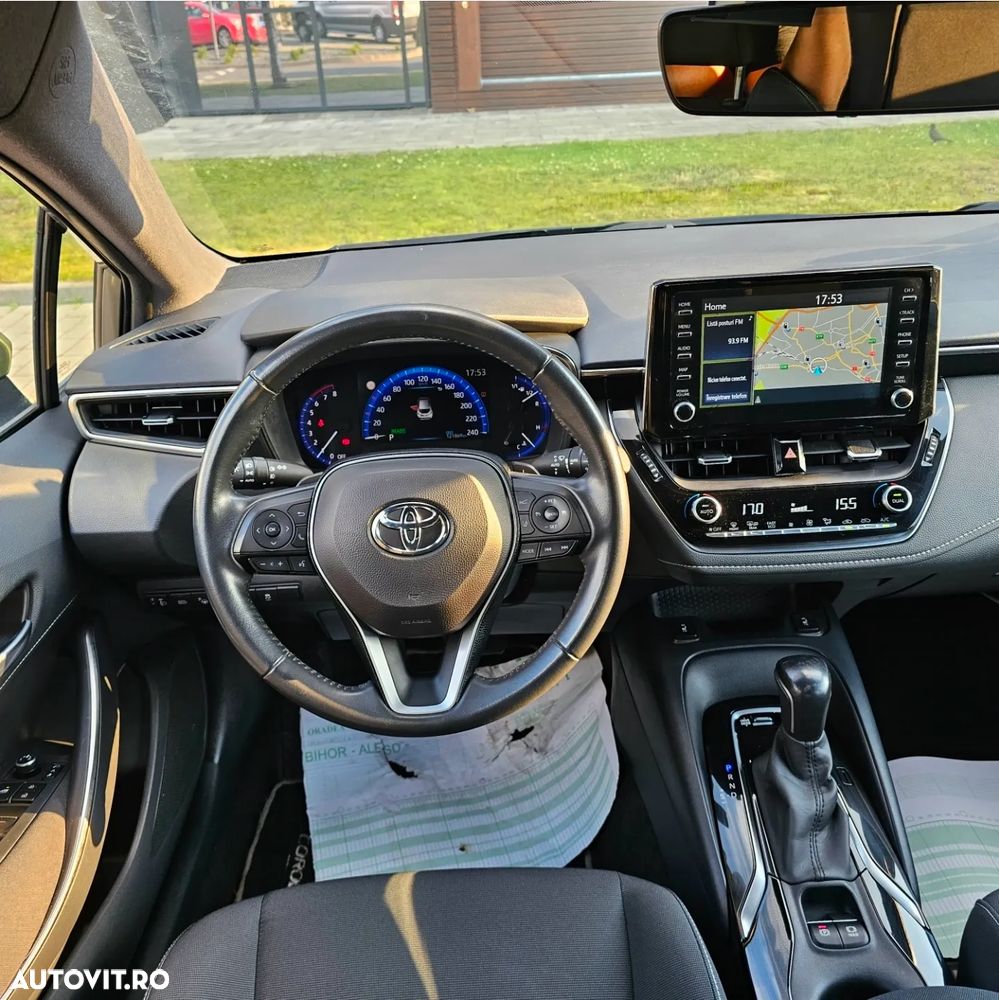 Toyota Corolla - 9