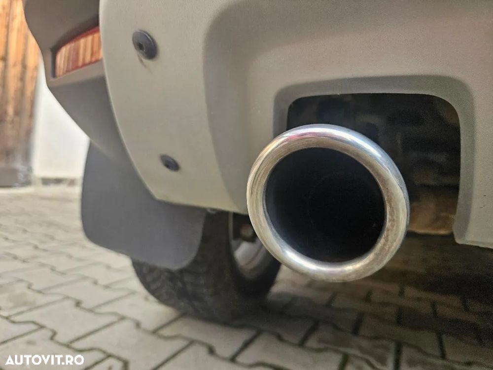 Dacia Duster 1.5 dCi 4WD Prestige jante 16" - 10