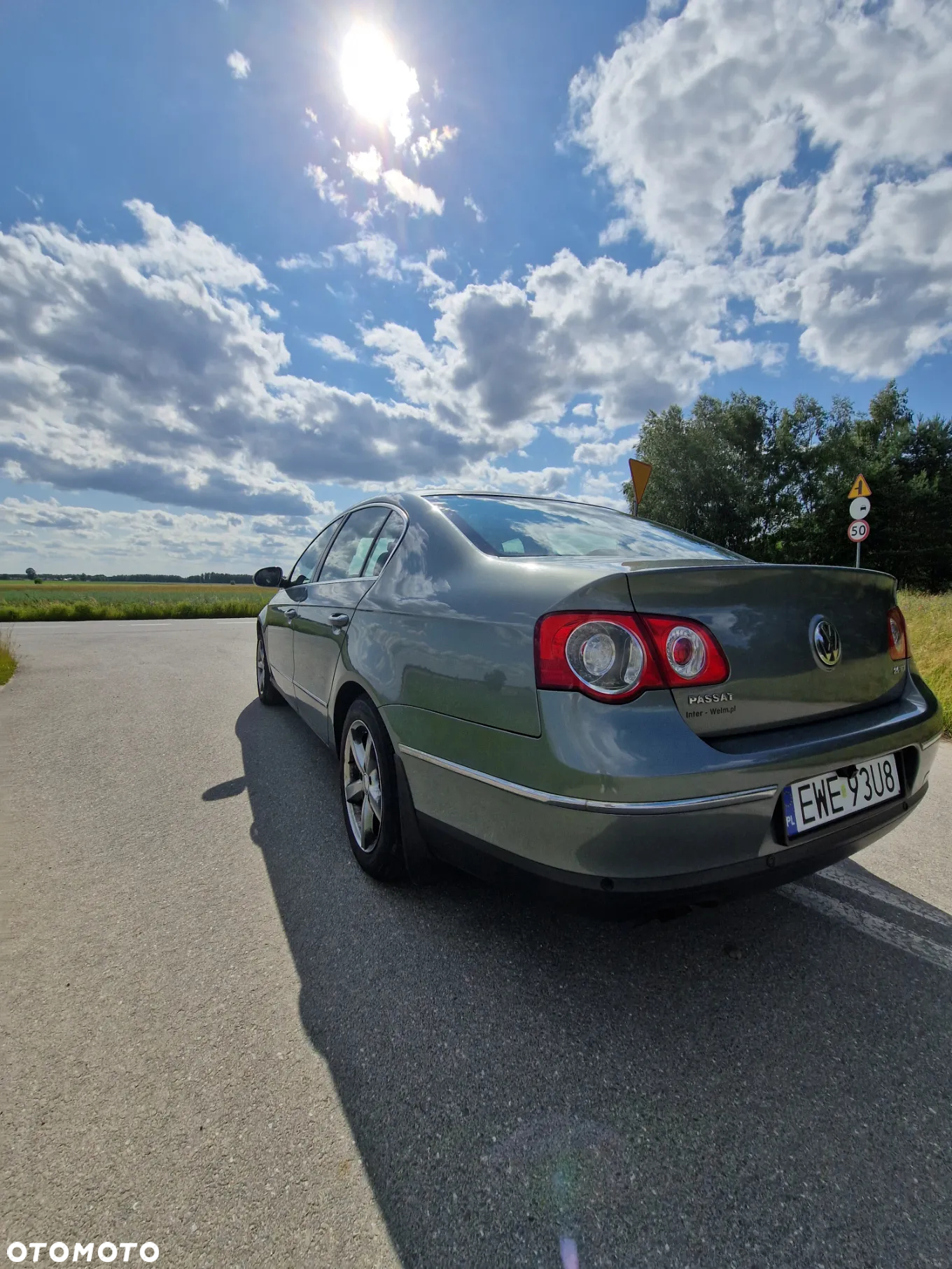 Volkswagen Passat 2.0 TDI Comfortline - 3