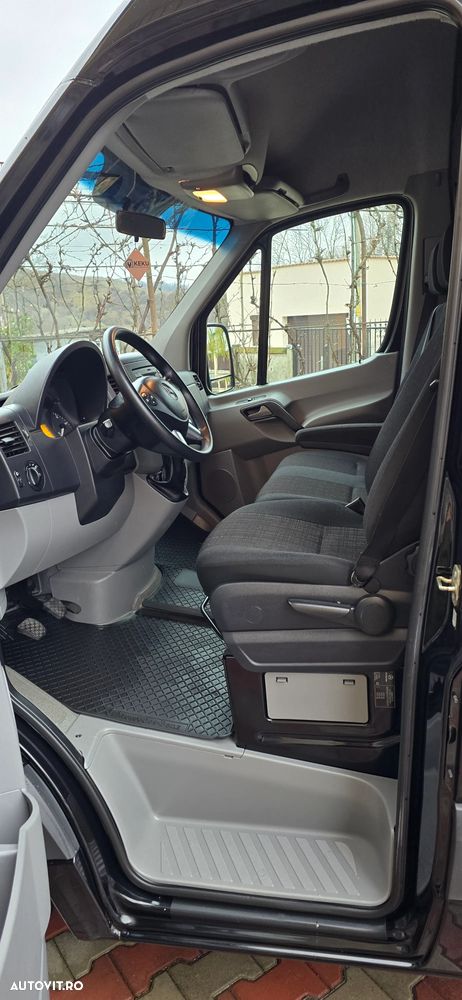 Mercedes-Benz Sprinter - 26