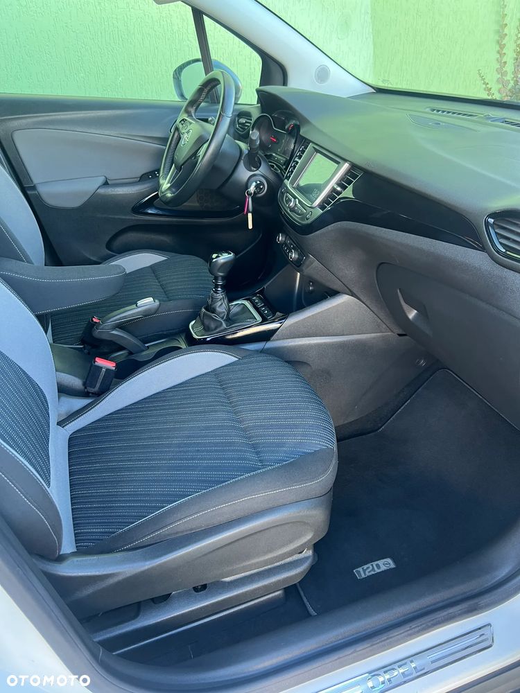 Opel Crossland X - 12