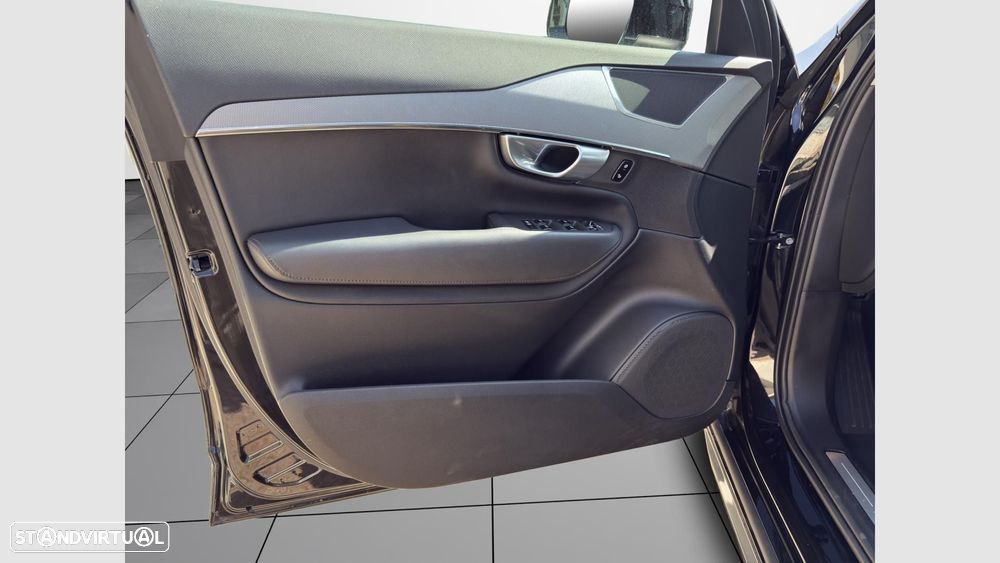 Volvo XC 90 2.0 T8 PHEV Core AWD - 11