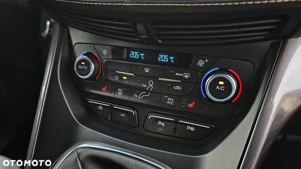 Ford Kuga 2.0 TDCi 2x4 Vignale - 20