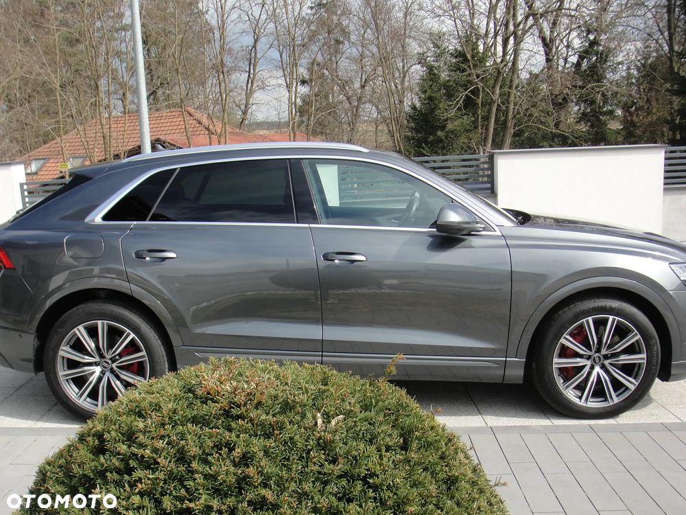 Audi Q8 55 TFSIe quattro tiptronic - 5