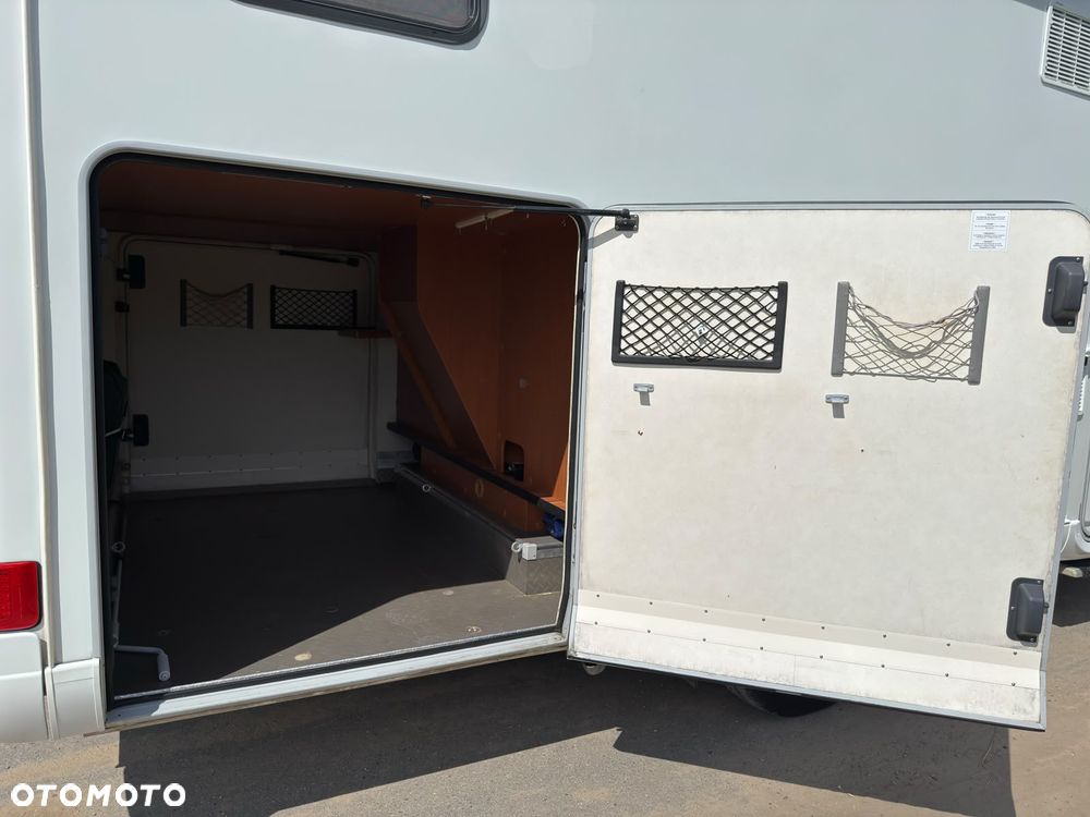 Hymer-Eriba HYMERCAR B 678 - 10