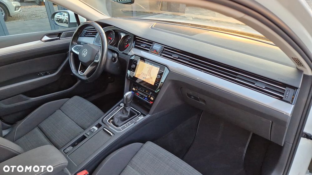 Volkswagen Passat 2.0 TDI SCR Highline DSG - 11