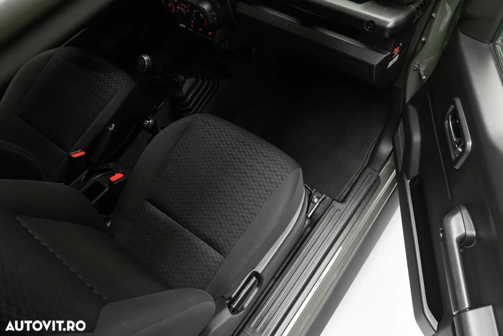 Suzuki Jimny 1.5 ALLGRIP Cool - 16