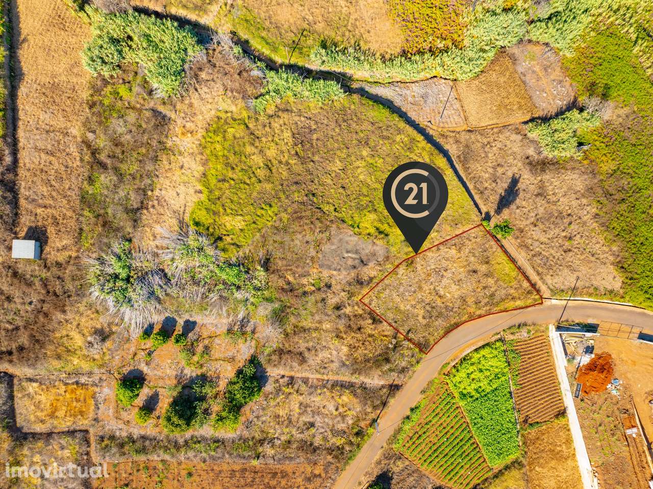 Terreno 450 m² Raposeira Calheta – Potencial Urbanizável - Grande imagem: 2/12