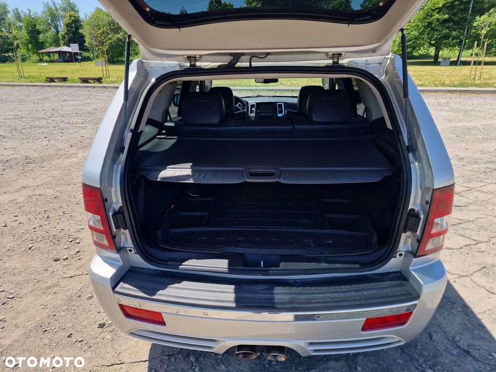Jeep Grand Cherokee 6.1 V8 SRT8 - 9