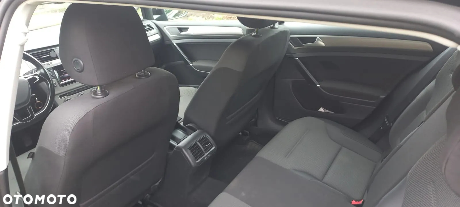 Volkswagen Golf Variant 1.6 TDI BlueMotion Comfortline - 12