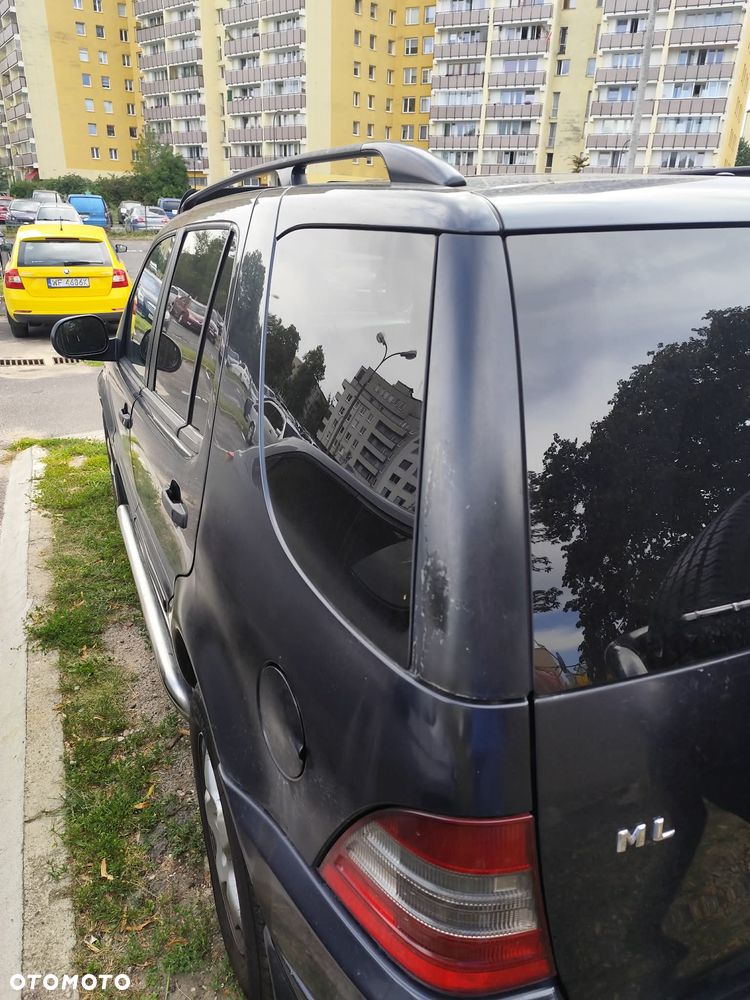 Mercedes-Benz ML - 10