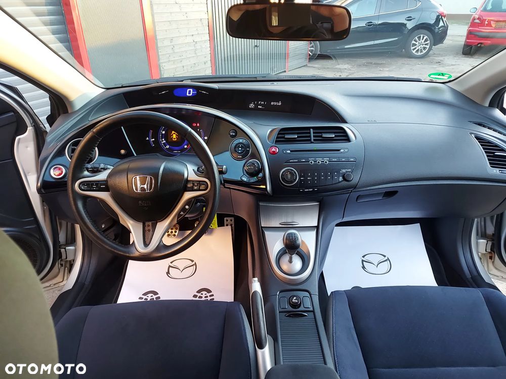 Honda Civic 1.8 Executive - 5
