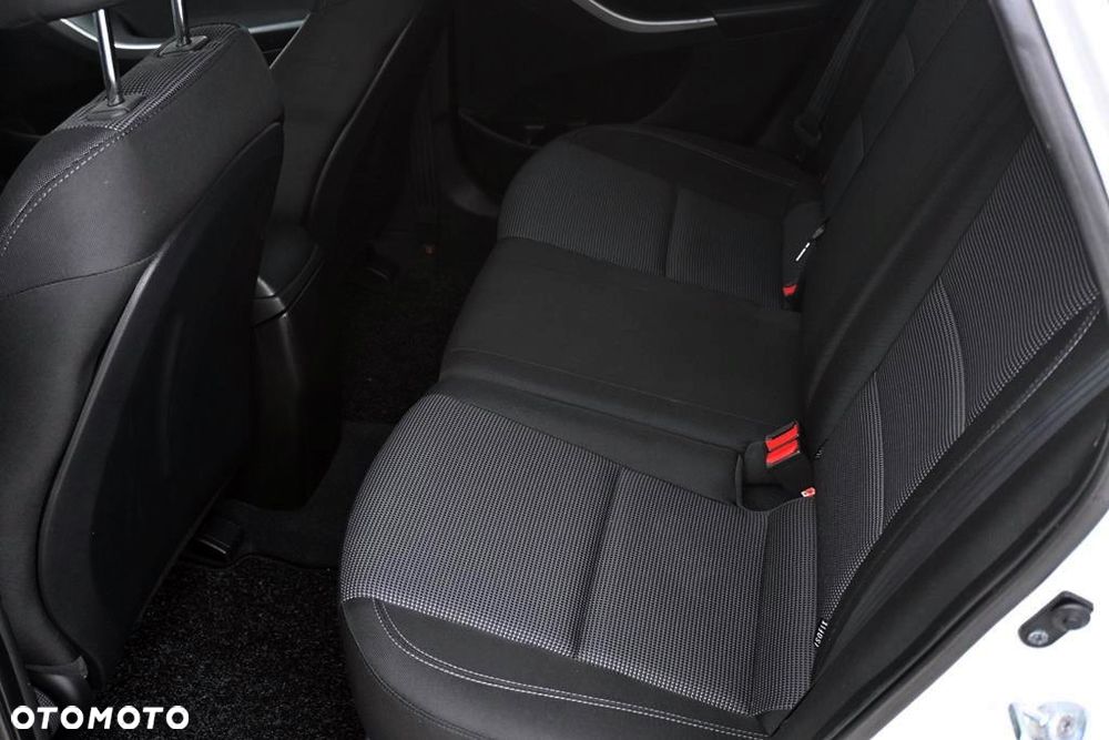 Hyundai i30 1.4 Fifa World Cup Edition - 30