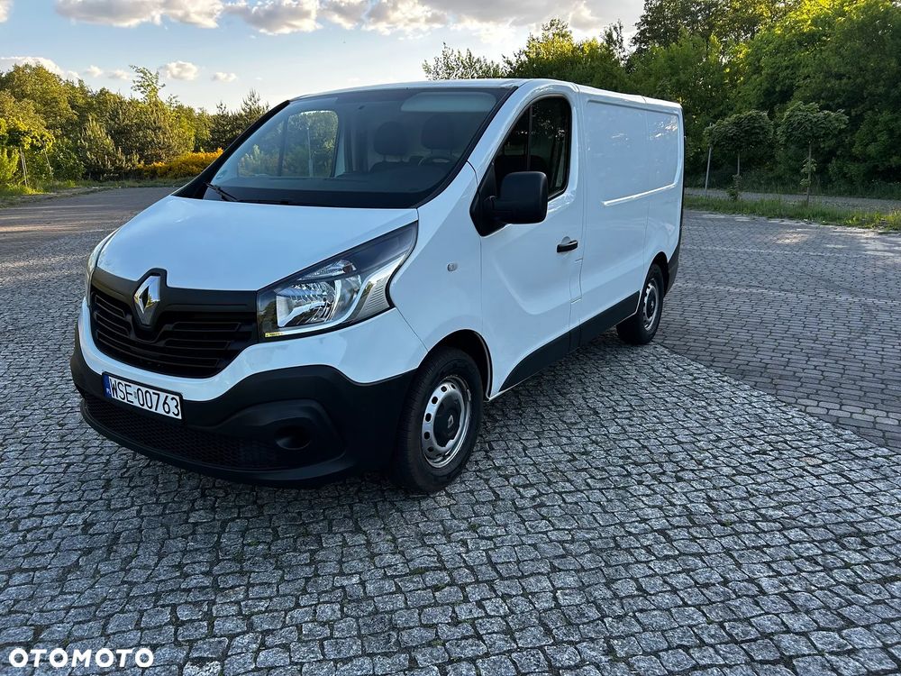 Renault TRAFIC - 1
