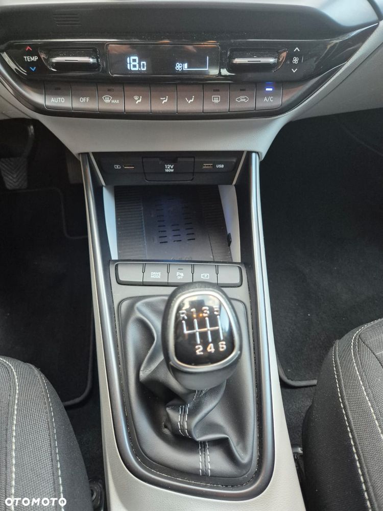 Hyundai i20 1.0 T-GDI 48V-Hybrid Intro - 12